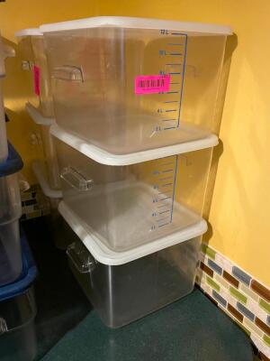 DESCRIPTION: (3) 12 LITER PLASTIC CONTAINERS W/ LIDS SIZE 12 LITER LOCATION: SEATING THIS LOT IS: SOLD BY THE PIECE QTY: 3