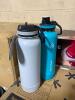 DESCRIPTION: (2) THERMOFLASK BRAND/MODEL: TAKEYA/50062 INFORMATION: GRAY & CAPRI/STAY HOT OR COLD FOR 24 HOURS RETAIL$: 27.32 EACH SIZE: 40 OZ. QTY: 2 - 2