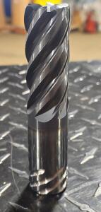 DESCRIPTION: (4) ECKI1H2-SL1CFR 90 DEGREE ENDMILL BRAND/MODEL: ISCAR/ECKI1H2-6SL1CFR.06T4.5 INFORMATION: 90 DEGREE SOLID CARBIDE ENDMILL RETAIL$: 495