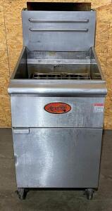 DESCRIPTION: AVANTCO 70 LB. GAS DEEP FRYER. BRAND / MODEL: FF518-N ADDITIONAL INFORMATION NATURAL GAS, 150,000 BTU. CLEAN. NO BASKETS. ON CASTERS LOCA