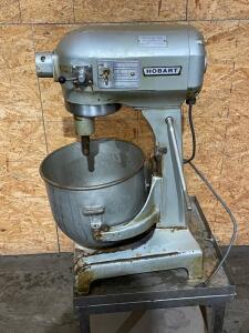 DESCRIPTION: HOBART 20 QT MIXER W/ BOWL AND STAND. BRAND / MODEL: HOBART A-200 ADDITIONAL INFORMATION 115 VOLT, 1 PHASE. NO ATTACHMENTS. IN WORKING OR