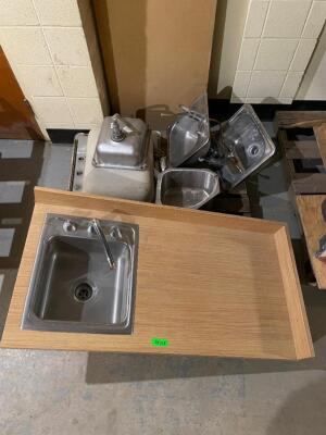 PALLET OF 5 ASSORTED SINKS