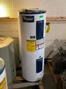 30 GAL. CRAFTMASTER WATER HEATER