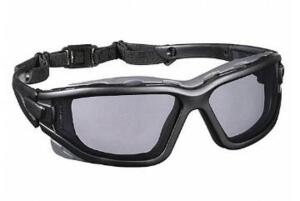 DESCRIPTION: (12) DUAL PANE GOGGLE BRAND/MODEL: PYRAMEX/SB7020SDT INFORMATION: MATTE BLACK/DUAL PANE RETAIL$: 24.16 EACH SIZE: UNIVERSAL QTY: 12