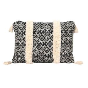 DESCRIPTION: (2) HANDCRAFTED COTTON JACQUARD PILLOW BRAND/MODEL: BETTER HOME & GARDEN/BH18-010-199-24 INFORMATION: BLACK & CREAM RETAIL$: 13.87 EACH S