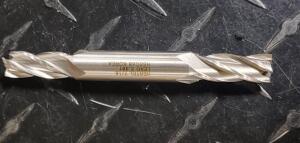 DESCRIPTION: (2) COBALT DOUBLE END SQ END MILL BRAND/MODEL: HERTEL 84512292 RETAIL$: $53.44 EA SIZE: 7/26" DIA 1" LOC 1/2" SD QTY: 2