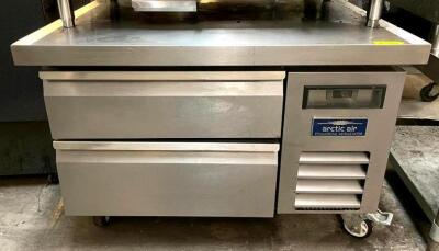 DESCRIPTION: 38" 2-DRAWER STAINLESS STEEL REFRIGERATED CHEF BASE BRAND/MODEL: ARCTIC AIR ARCB36 QTY: 1