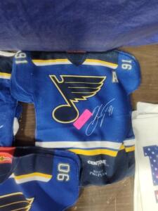 DESCRIPTION: (5) RALLY TOWELS BRAND/MODEL: ST. LOUIS BLUES INFORMATION: NUMBER 91 QTY: 5