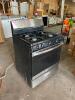 GE 30" FREE-STANDING GAS RANGE (GOOD CONDITION) BRAND/MODEL GE JGBS30REK2SS RETAIL PRICE: $629.99 ADDITIONAL INFORMATION MISSING (1) PLAST - 7