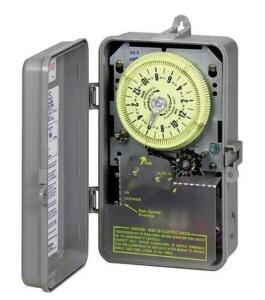 T8800 SERIES 1/2 HP INDOOR/OUTDOOR IRRIGATION/SPRINKLER TIMER