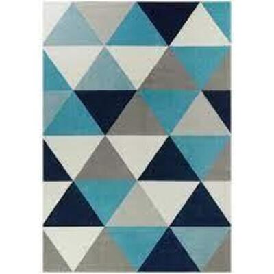 TANGIER BLUE GEO 6 FT. X 9 FT. GEOMETRIC AREA RUG BRAND/MODEL STYLEWELL RETAIL PRICE: $109.00 SIZE 6' X 9' QUANTITY 1