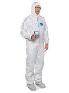 DESCRIPTION: (1) CASE OF (25) DISPOSABLE COVERALLS BRAND/MODEL: TYVEK #201 INFORMATION: WHITE RETAIL$: $53.00 EA SIZE: SIZE 5X QTY: 1