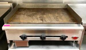 36" 3-BURNER STAINLESS STEEL GAS FLAT TOP GRIDDLE