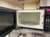 BLACK COUNTERTOP MICROWAVE OVEN - 4