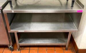 STAINLESS STEEL TABLE WITH 2-TIER WELDED UNDERSTORAGE