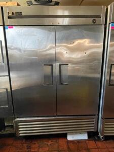 TRUE T-49 TWO DOOR COMMERCIAL REFRIGERATOR