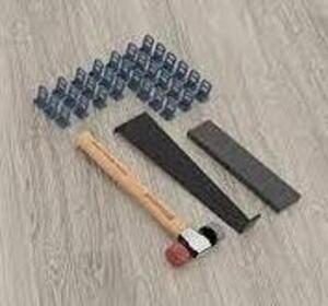 PRO INSTALLATION KIT FOR VINYL, LAMINATE AND HARDWOOD FLOORING BRAND/MODEL ROBERTS RETAIL PRICE: $34.00 QUANTITY 1