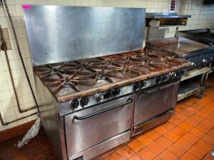 SOUTHBEND SELECT TEN BURNER GAS RANGE W/ LOWER DOUBLE OVEN