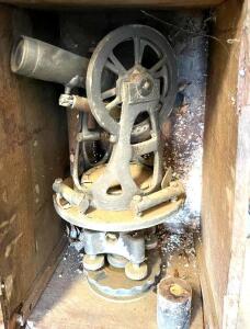 DESCRIPTION: ANTIQUE SURVEYOR TOOL LOCATION: WAREHOUSE LOCATION: 6249 LORENS LN. CEDAR HILL, MO 63016 QTY: 1