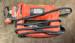 DESCRIPTION: ELECTRIC ROTARY SAW BRAND/MODEL: BLACK & DECKER LOCATION: WAREHOUSE LOCATION: 6249 LORENS LN. CEDAR HILL, MO 63016 QTY: 1