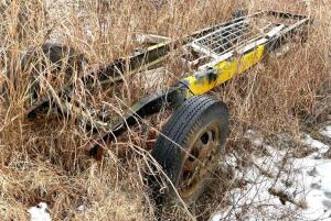 DESCRIPTION: LARGE TRUCK CHASSIS LOCATION: BACK LOT LOCATION: 6249 LORENS LN. CEDAR HILL, MO 63016 QTY: 1