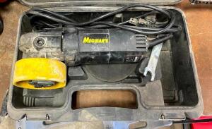 DESCRIPTION: DUAL ACTION POLISHER BRAND/MODEL: MEGUIARS G110 LOCATION: WAREHOUSE LOCATION: 6249 LORENS LN. CEDAR HILL, MO 63016 QTY: 1