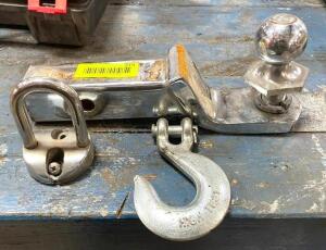 DESCRIPTION: BALL HITCH WITH CLEVIS LOCATION: WAREHOUSE LOCATION: 6249 LORENS LN. CEDAR HILL, MO 63016 QTY: 1