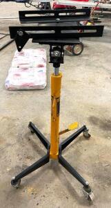 DESCRIPTION: HIGH LIFT TRANSMISSION JACK BRAND/MODEL: CENTRAL HYDRAULICS LOCATION: WAREHOUSE LOCATION: 6249 LORENS LN. CEDAR HILL, MO 63016 QTY: 1