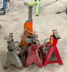 DESCRIPTION: ASSORTED JACK STANDS LOCATION: WAREHOUSE LOCATION: 6249 LORENS LN. CEDAR HILL, MO 63016 QTY: 1