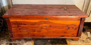 DESCRIPTION: 4' CEDAR CHEST INFORMATION: TOP IS SPLIT SIZE: 48"X21"X21" LOCATION: HOUSE #2 LOCATION: 6521 WOODLAND DRIVE CEDAR HILL, MO 63016 QTY: 1