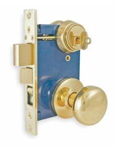 DESCRIPTION: (3) LIGHT DUTY MORTISE LOCKSET BRAND/MODEL: GRAINGER/1TPZ3 INFORMATION: BRIGHT BRASS/ESCUTCHEON RETAIL$: 110.32 EACH SIZE: 2-1/2"BACKSET