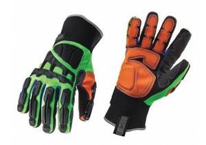 DESCRIPTION: (4) COLD PROTECTION GLOVES BRAND/MODEL: ERGODYNE/925F INFORMATION: LIME GREEN,BLACK & ORANGE/PADDED RETAIL$: 47.46 EACH SIZE: SMALL QTY: