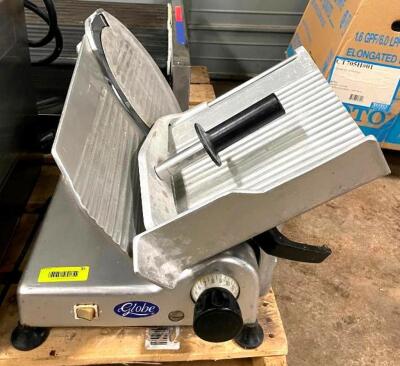 12" MANUAL GRAVITY FEED SLICER