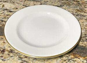 (12) 9.5" GOLD RIMMED DINNER PLATES