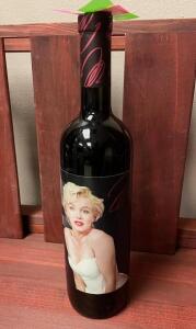 DESCRIPTION: 2000 MARILYN MERLOT RETAIL PRICE: $120.00 SIZE: 750 ML QTY: 1