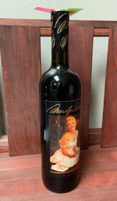 DESCRIPTION: 2001 MARILYN MERLOT RETAIL PRICE: $144.00 SIZE: 750 ML QTY: 1