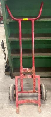 DESCRIPTION: 2-WHEEL BARREL HAND TRUCK QTY: 1