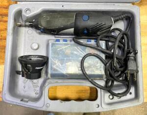 DESCRIPTION: 300 SERIES ELECTRIC OSCILLATING MULTI-TOOL WITH CASE BRAND/MODEL: DREMEL 300 QTY: 1