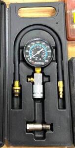 DESCRIPTION: COMPRESSION TESTER GAUGE SET WITH CASE BRAND/MODEL: EVERTOUCH 67062 QTY: 1