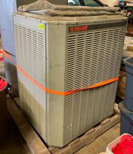 TRANE CENTRAL AIR CONDITIONING UNIT