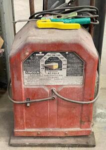 DESCRIPTION: AC-225-S VARIABLE VOLTAGE AC ARC WELDER BRAND / MODEL: LINCOLN ELECTRIC LOCATION: DOCK DOOR AREA THIS LOT IS: ONE MONEY QTY: 1