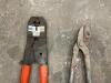 DESCRIPTION: DIELESS CRIMP TOOL FOR CAST & BOLT CUTTERS QTY: 2 - 3