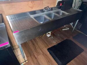 KROWNE 72" THREE WELL STAINLESS BAR SINK W/ LEFT AND RIGHT DRY BOARD