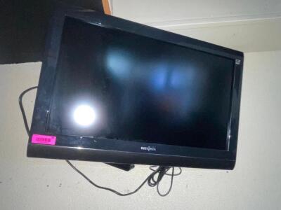 INSIGNIA 32 FLAT SCREEN TV W/ WALL MOUNT