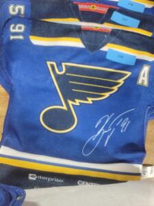 DESCRIPTION: (5) RALLY TOWELS BRAND/MODEL: ST. LOUIS BLUES INFORMATION: NUMBER 91 QTY: 5