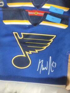 DESCRIPTION: (5) RALLY TOWELS BRAND/MODEL: ST. LOUIS BLUES INFORMATION: NUMBER 91 QTY: 5