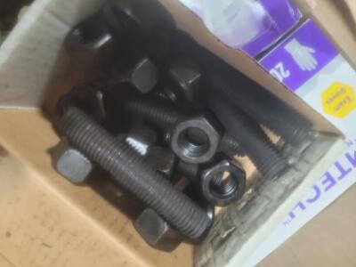 DESCRIPTION: (1) CASE OF APPROX (6) BOLT KITS BRAND/MODEL: CPS 680LT KIT INFORMATION: BLACK RETAIL$: $50.00 EA SIZE: MUST COME INSPECT QTY: 1