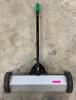 DESCRIPTION: 18" MAGNETIC SWEEPER QTY: 1