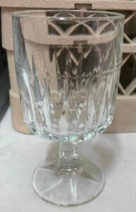 (12) 6 OZ LIBBEY WINCHESTER WINE GLASSES