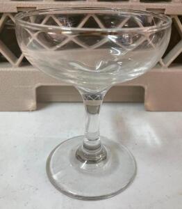 (40) SMALL CHAMPAGNE GLASSES